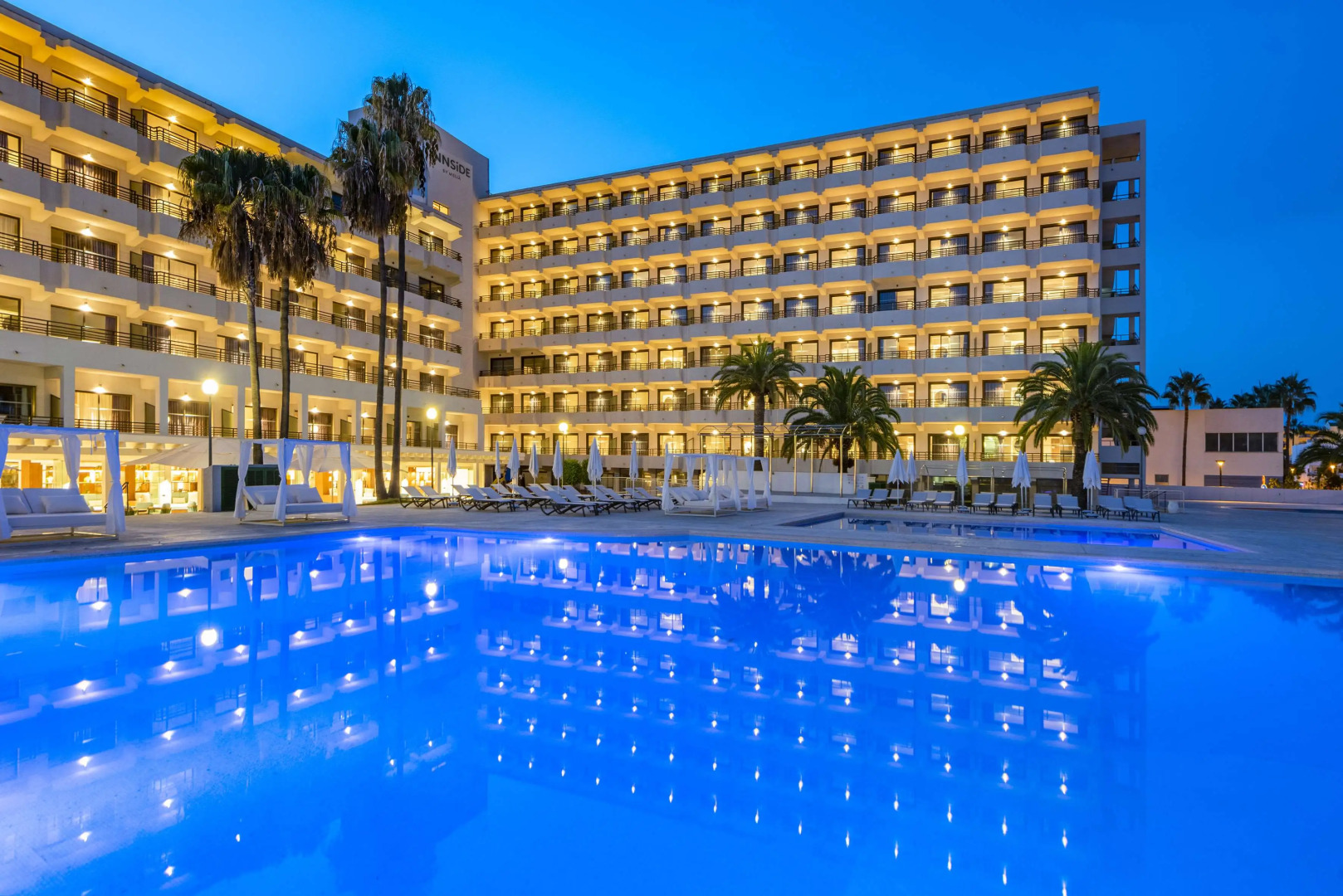 Отель Innside by Meliá Alcudia