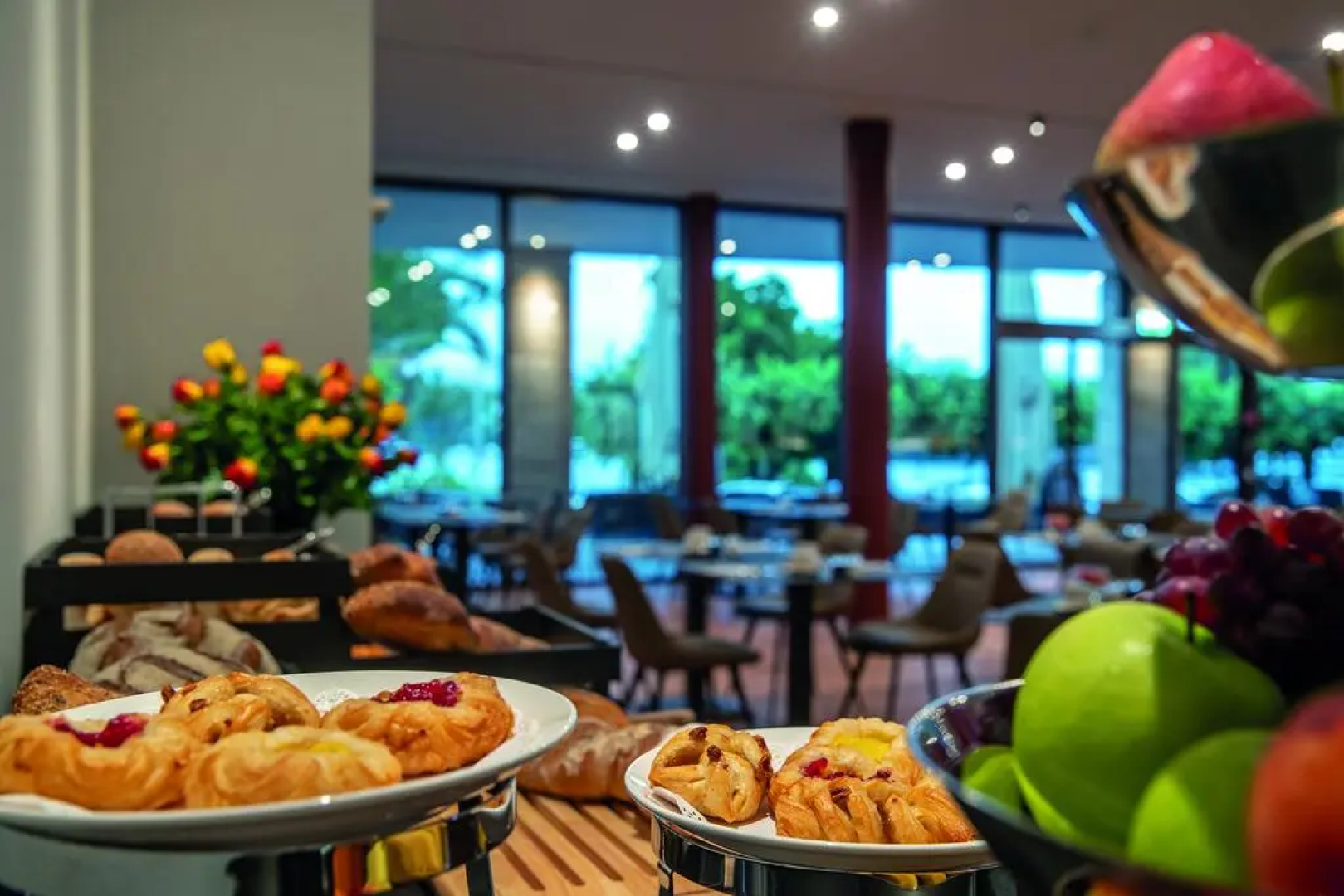 Hotel & LOUNGE LAGO MAGGIORE