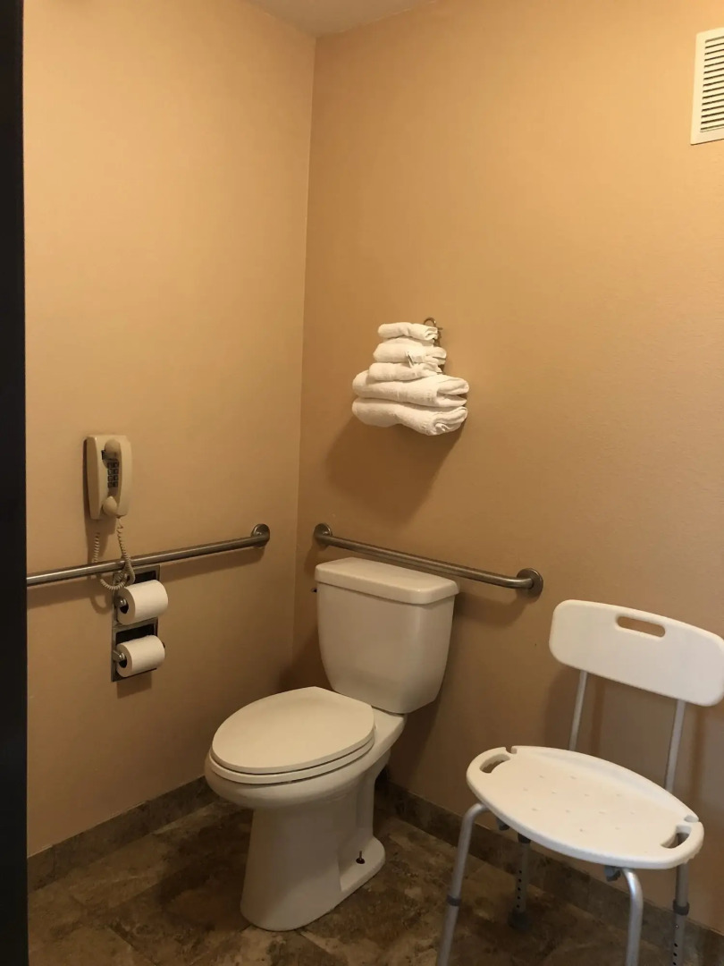 Americas Best Value Inn & Suites Forest Grove Hillsboro