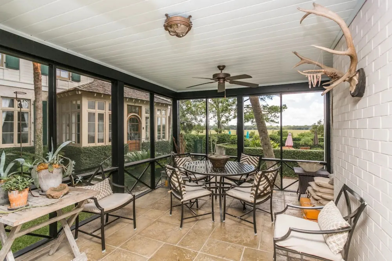 5 Via Serena by Hodnett Cooper