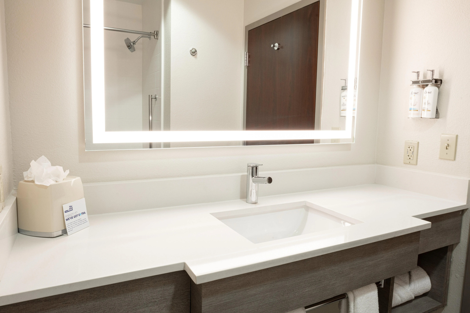 Holiday Inn Express & Suites El Paso West by IHG