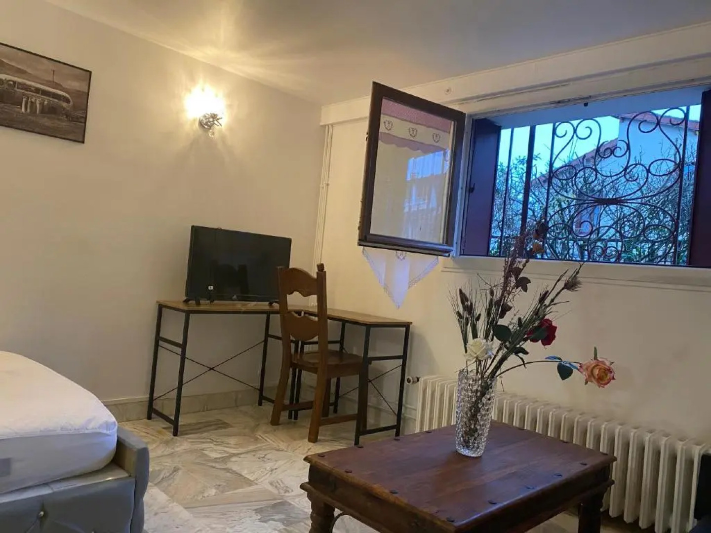 Nice Studio Livry (Adults Only)