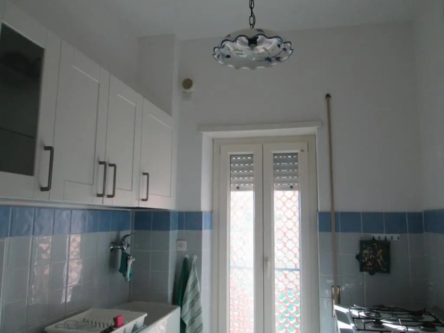 Luminoso Appartamento A 80 Metri dal Mare