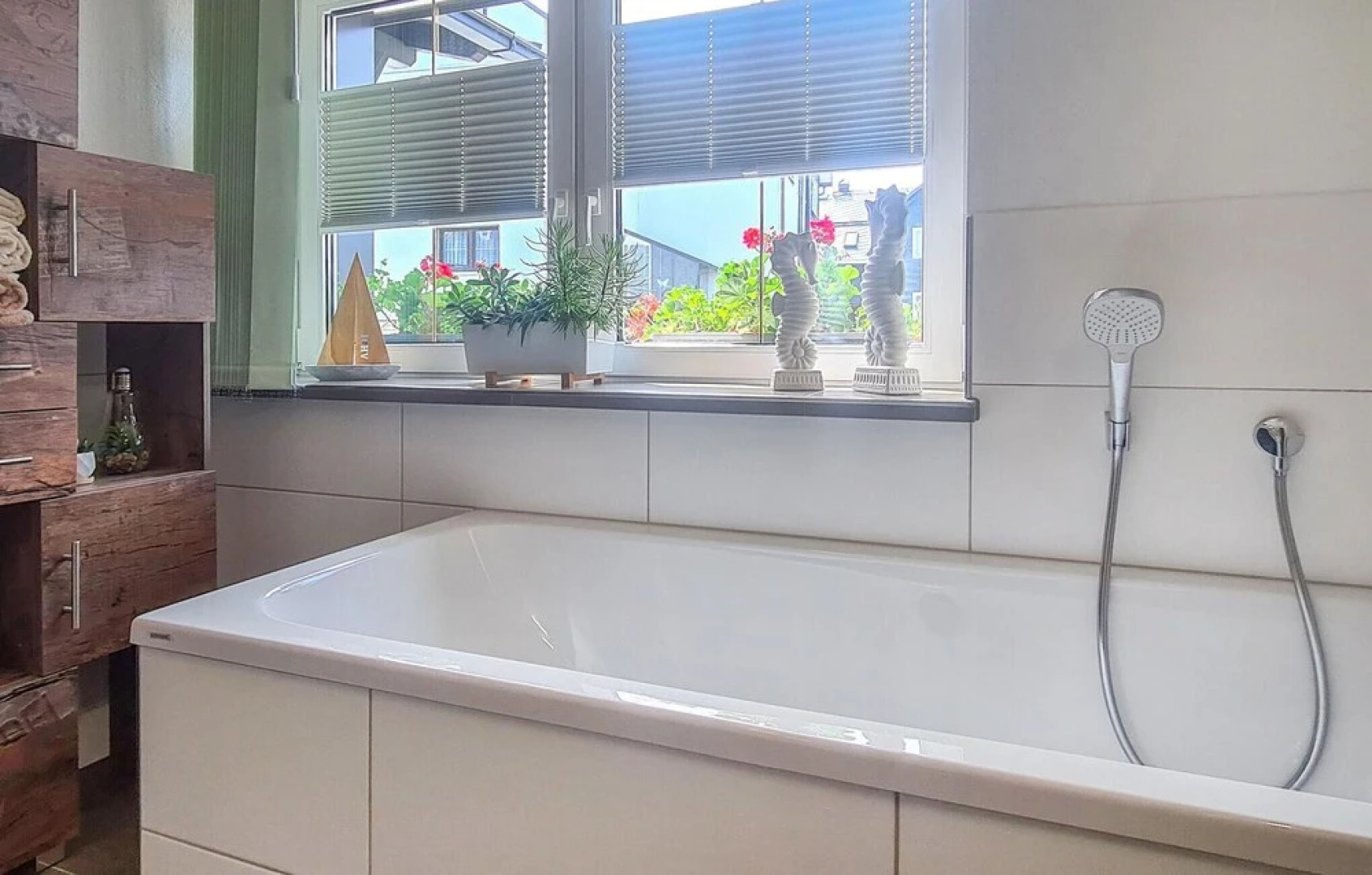 Beautiful Home in Neuhaus A.r. OT Steinh With Wifi and 2 Bedrooms