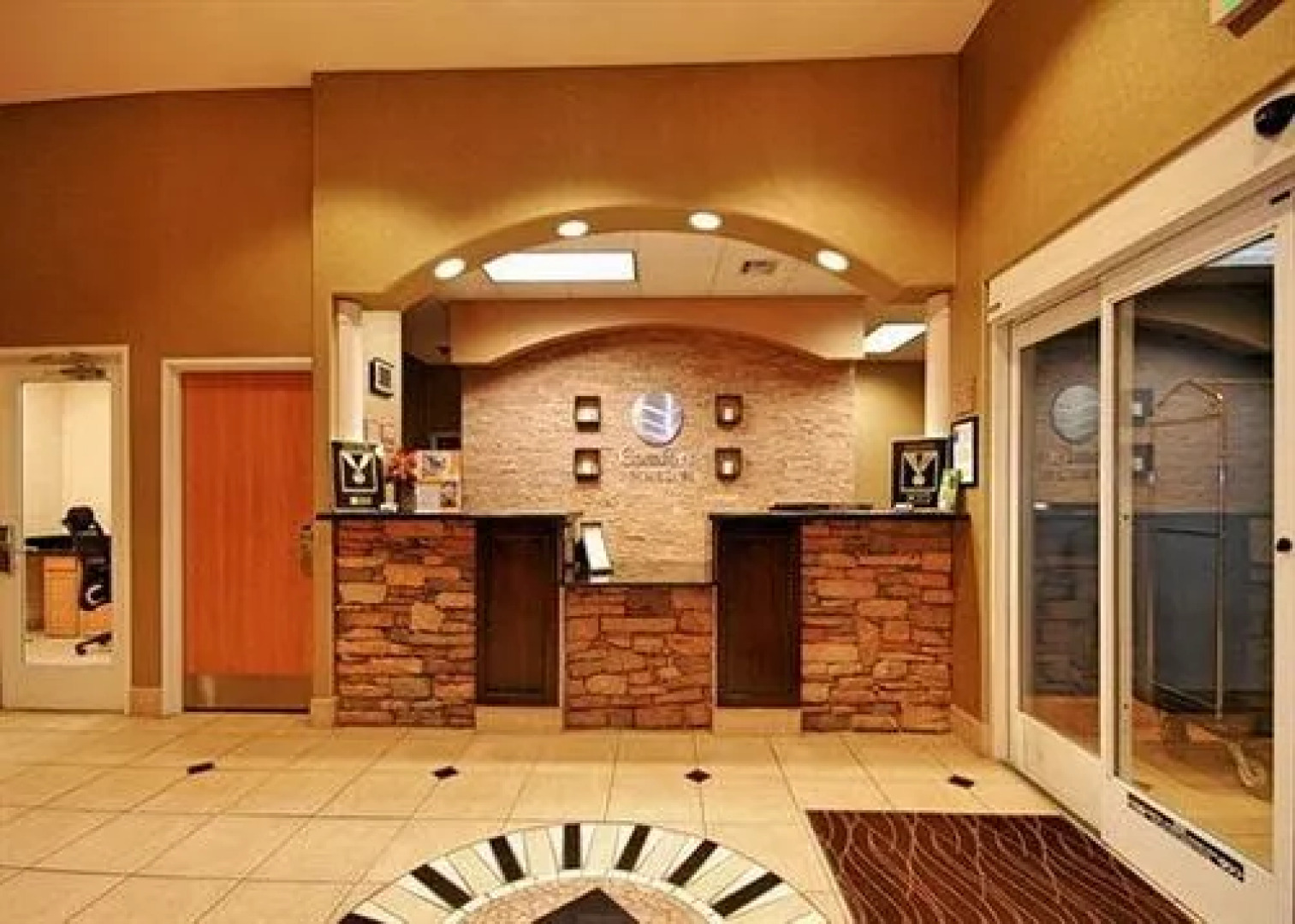 Comfort Inn & Suites