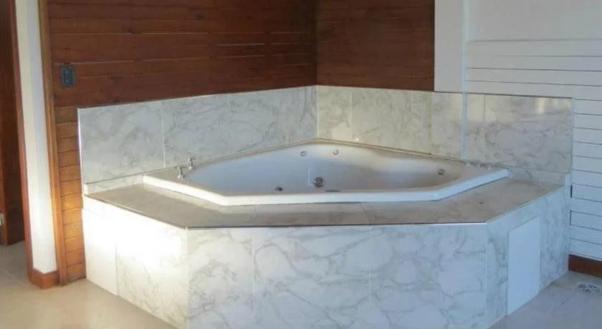 Las Piedras VIP Lodging