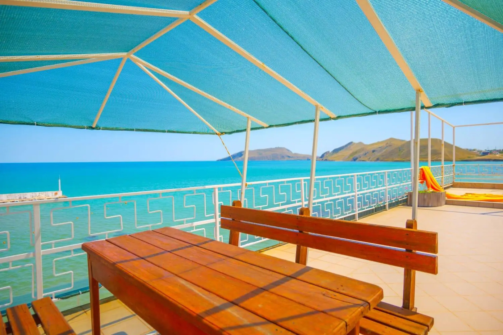 Эллинг у Зои