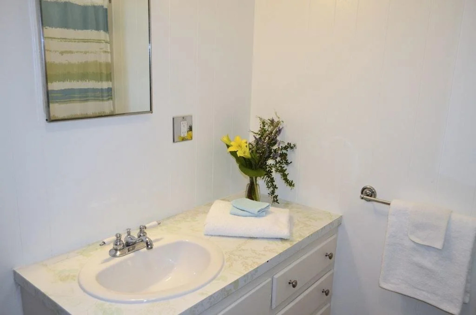 Still Point Lodge & Cottages