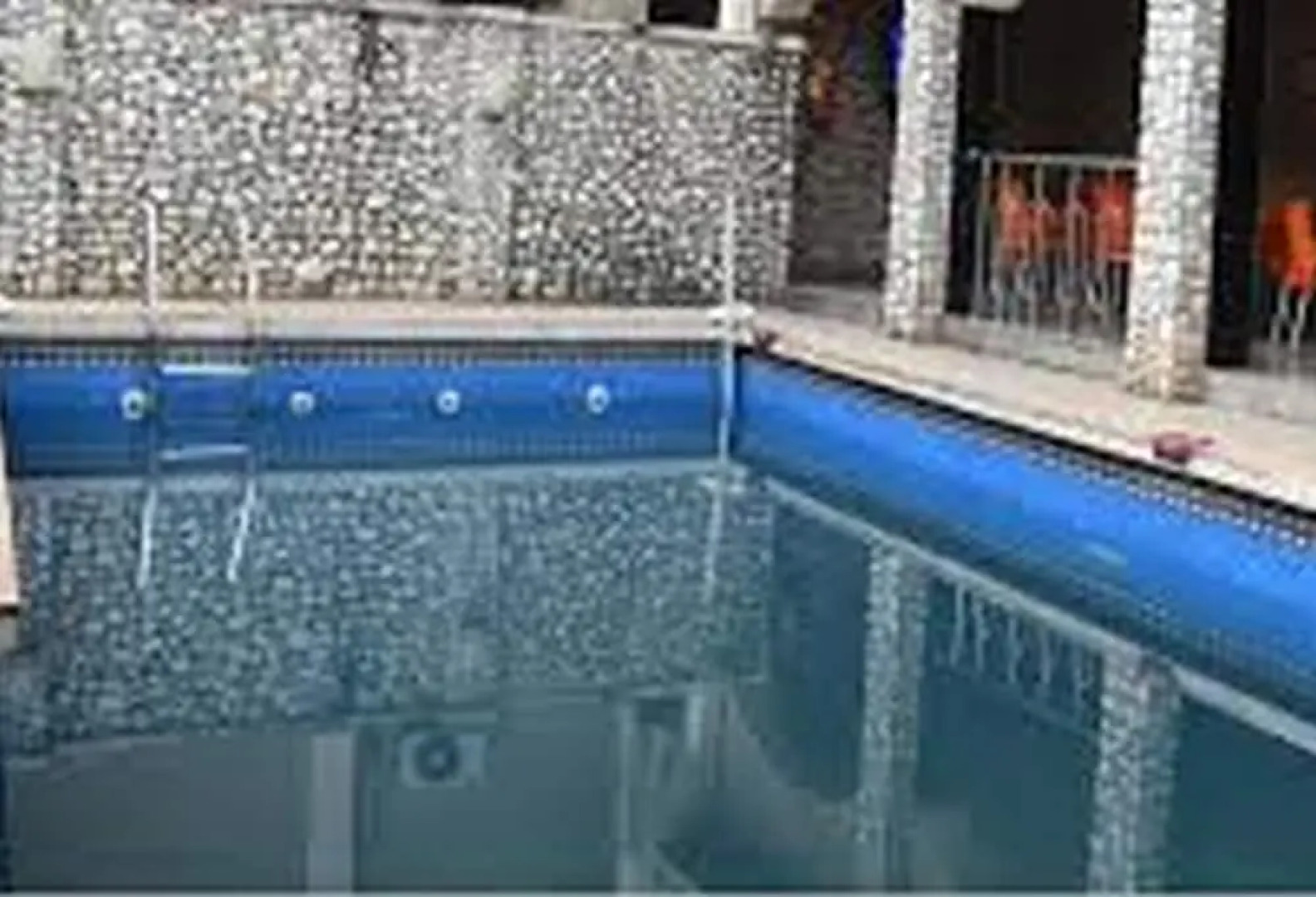 Choice Gate Hotel and Suites