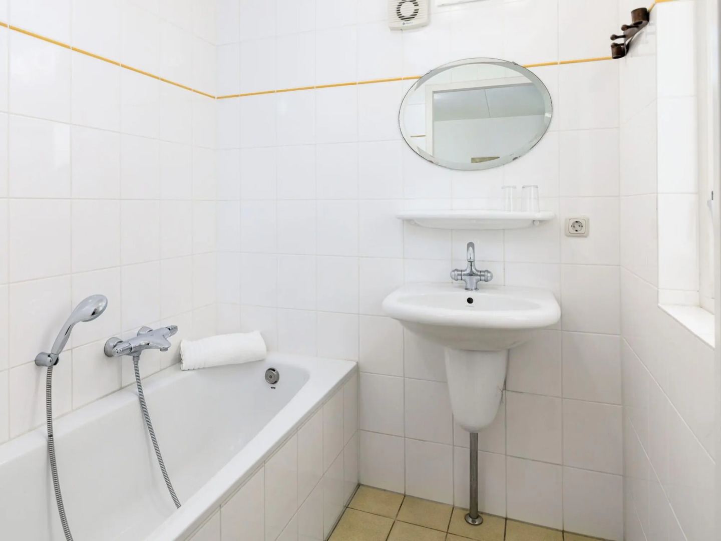 Restyled villa with 3 bathrooms, the beach at 6 km