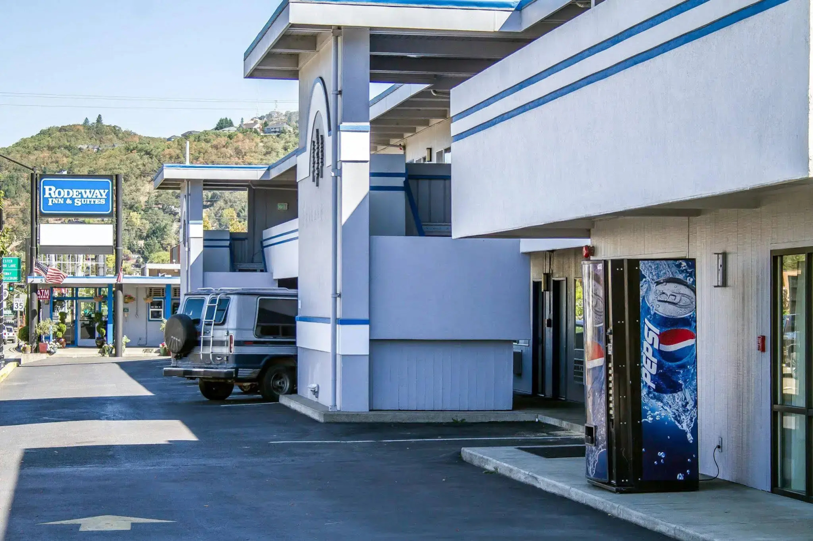 Rodeway Inn & Suites Roseburg