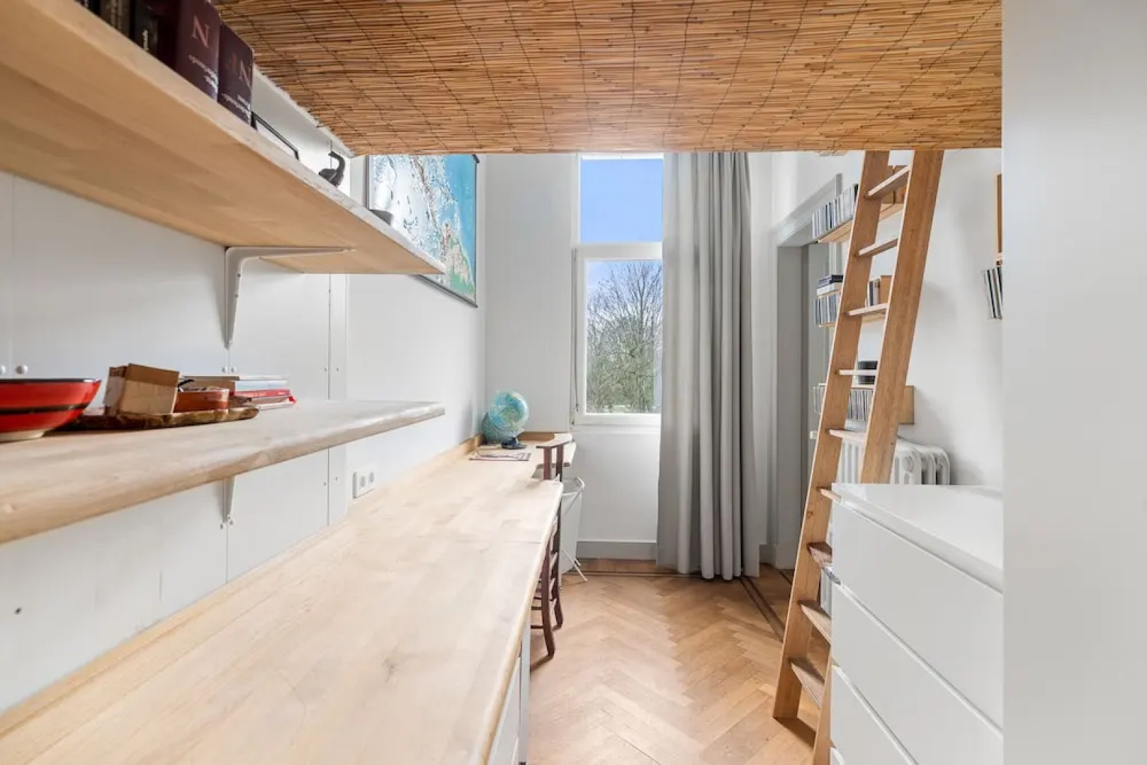 Luxurious Modern Apartment in Antwerp, Belgium