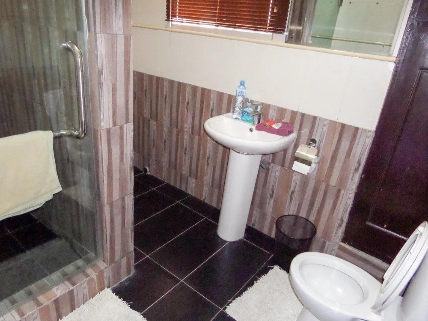 King Serve Guest House