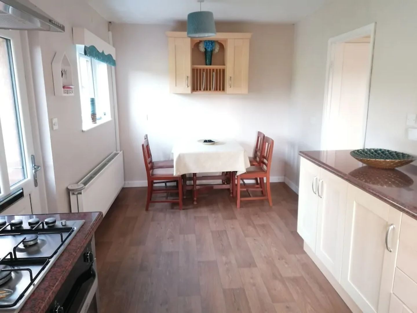 Lovely 2-bed Cottage in Pencarreg