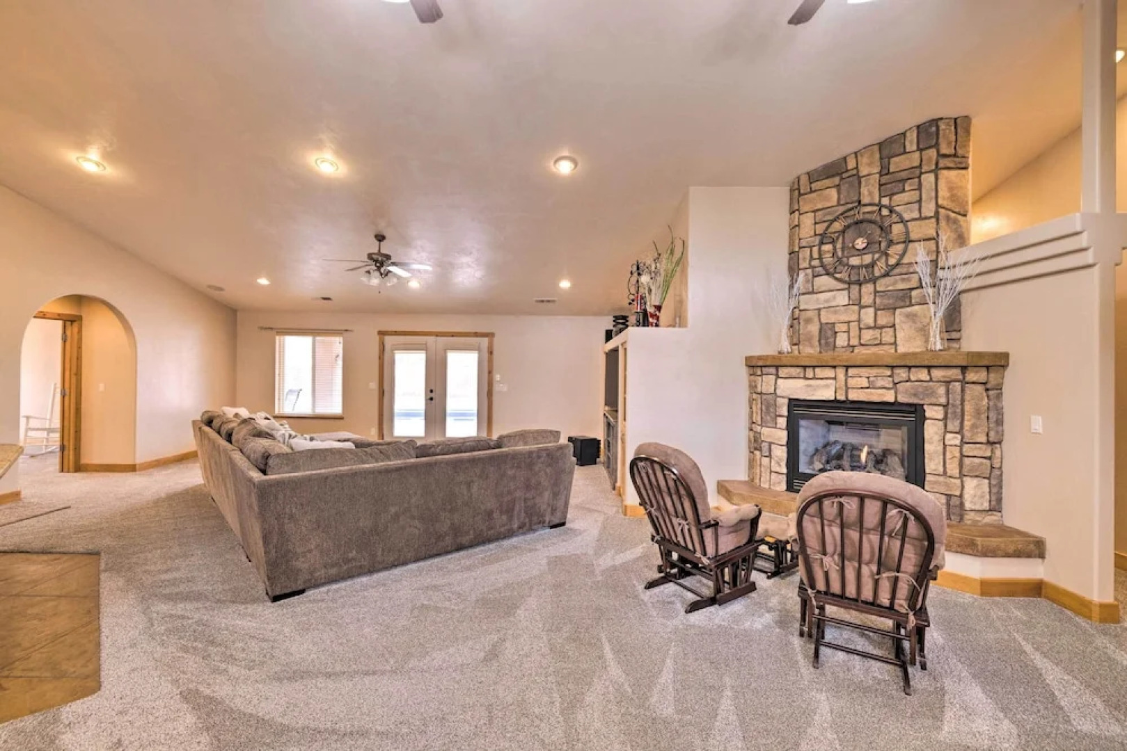 Hurricane Home w/ Pool & Spa ~ 25 Mi to Zion!