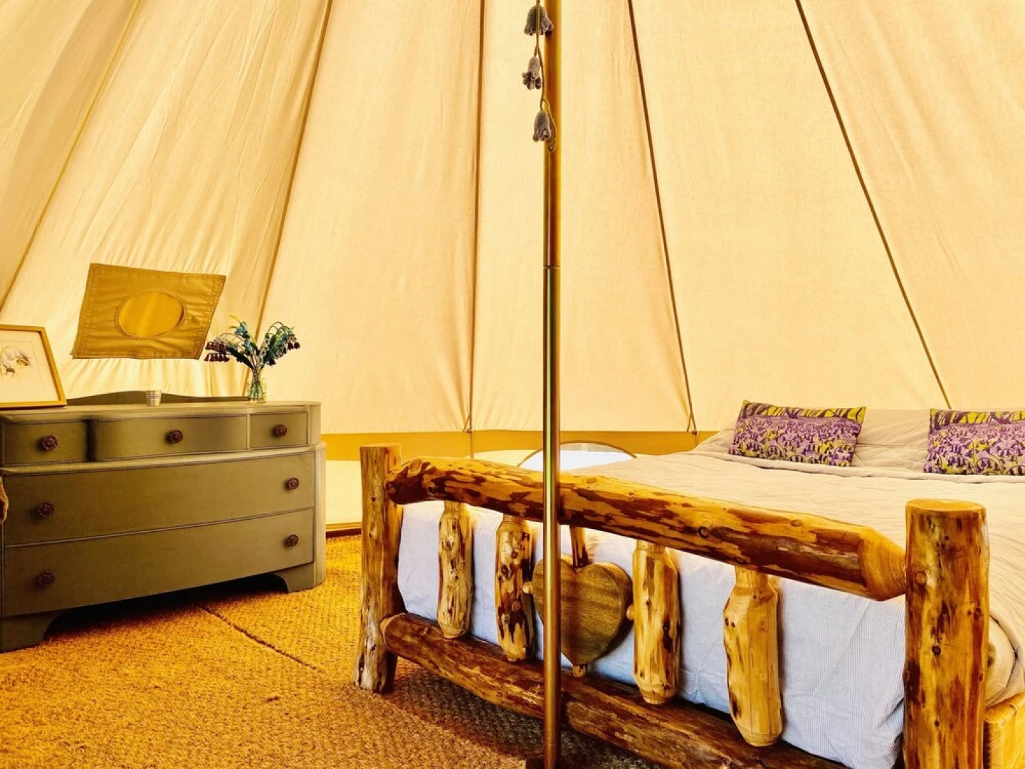 Bluebell Bell Tent - 20 Acres of Natural Beauty