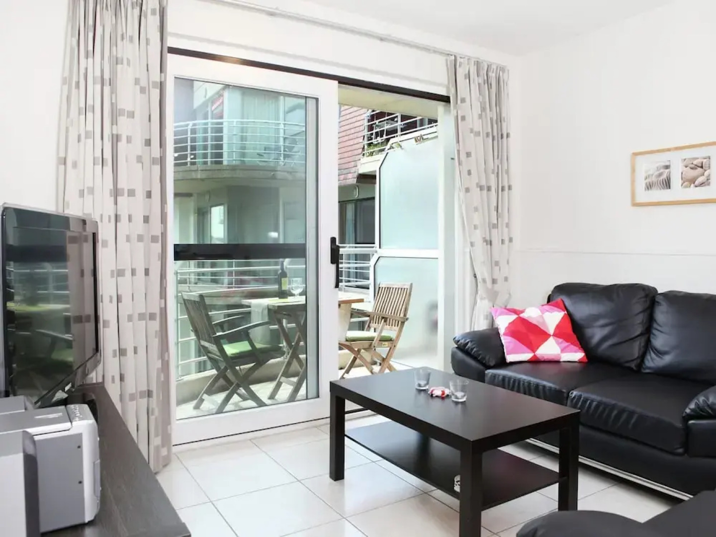 Sunny Bredene Stay by Sea