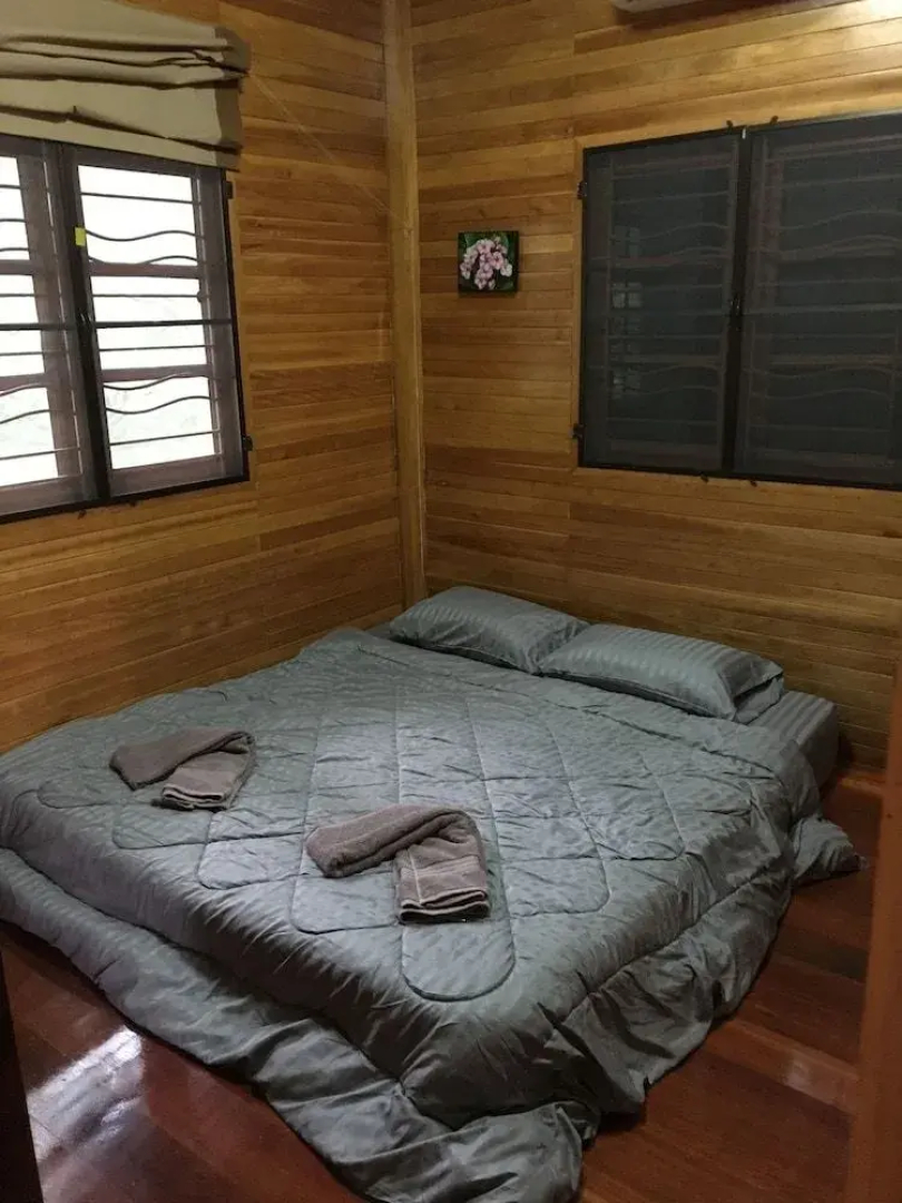 Baan Suan View Dee Homestay