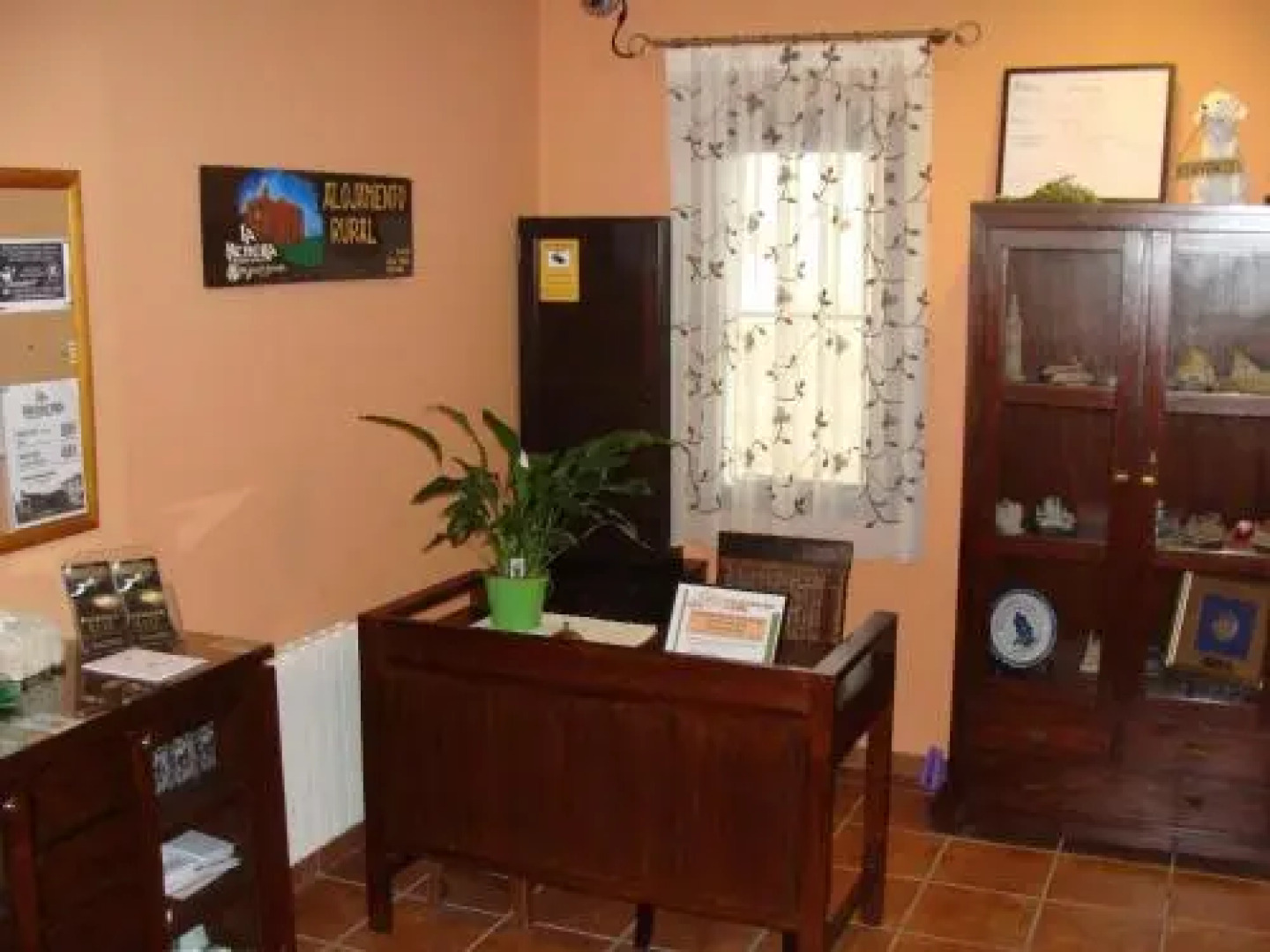 Hotel Rural La Henera