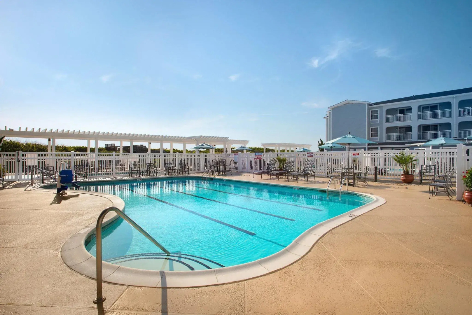 Hampton Inn & Suites Outer Banks/ Corolla