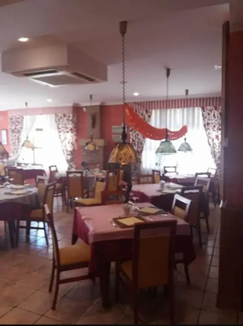 Hostal Restaurante Tanis