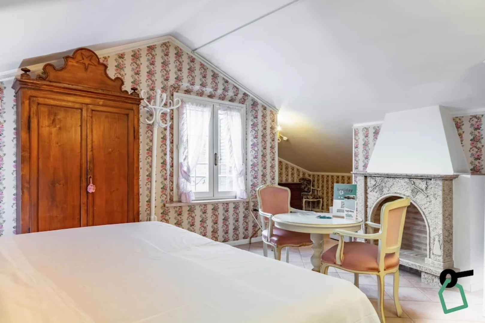 HOTIDAY Room Collection - Ferrara
