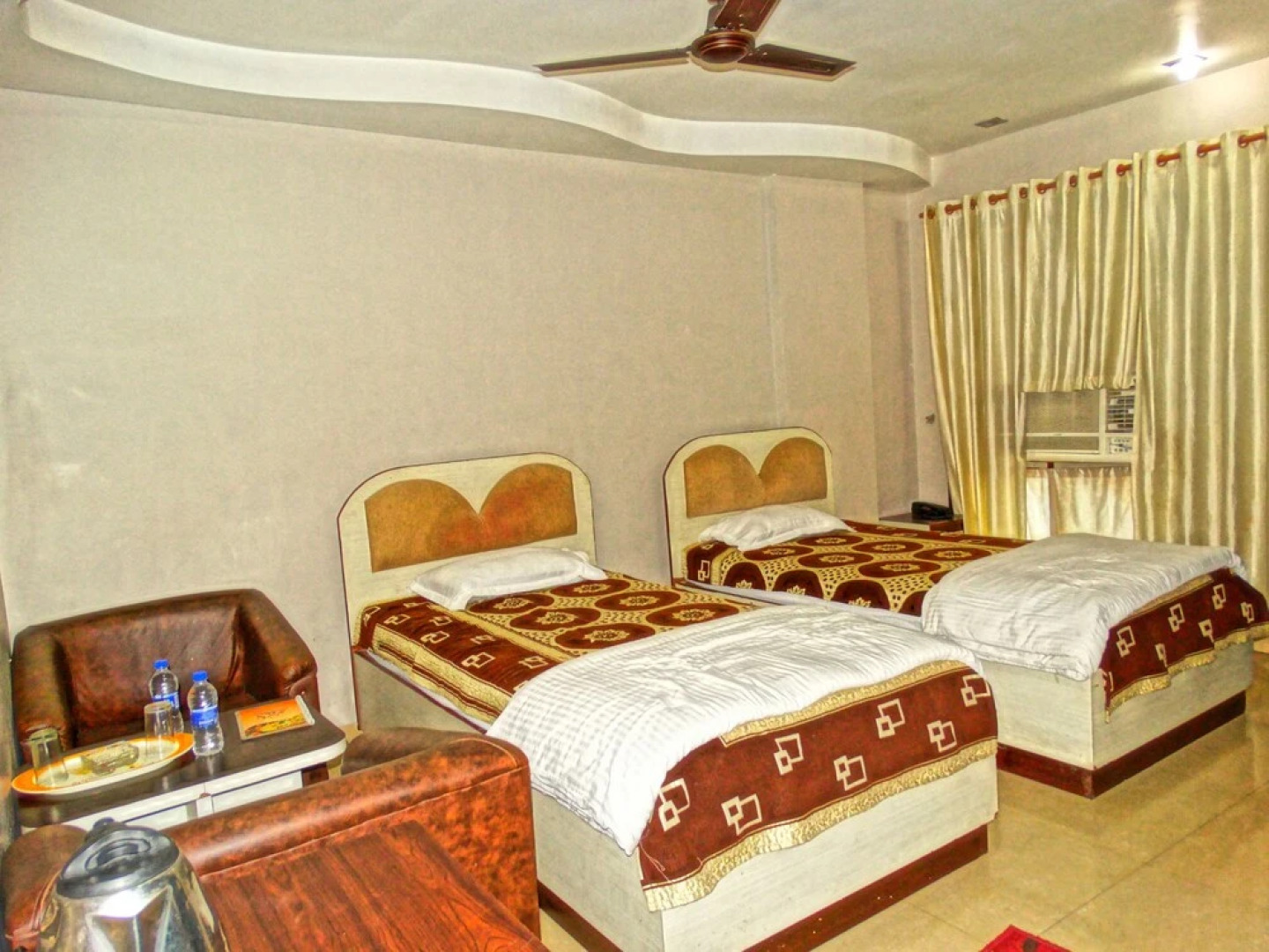 Hotel Garv Residencia Gaya