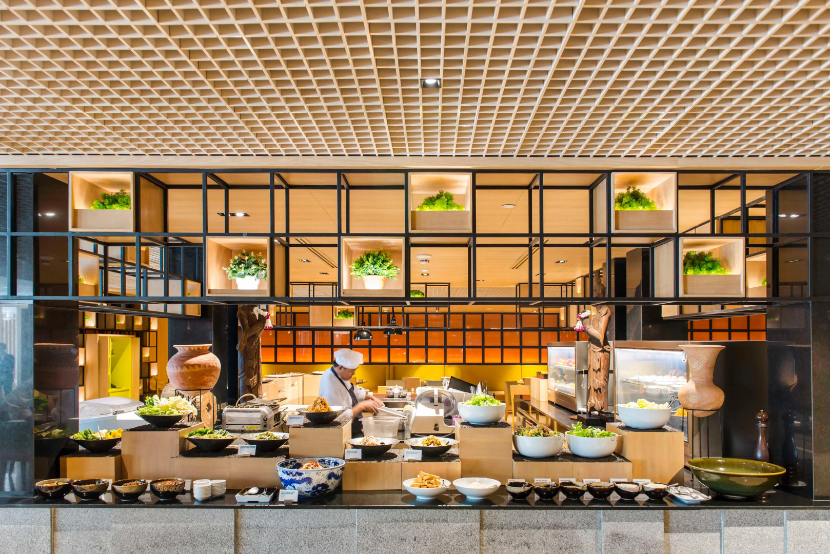 Holiday Inn Bangkok by IHG