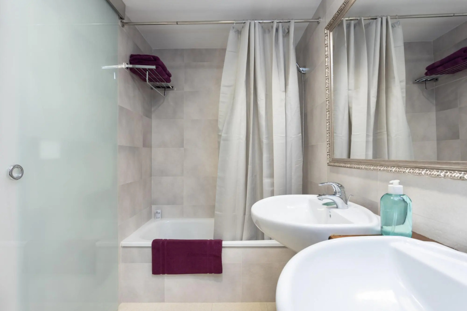 Home2Book Stunning La Quinta, Pool