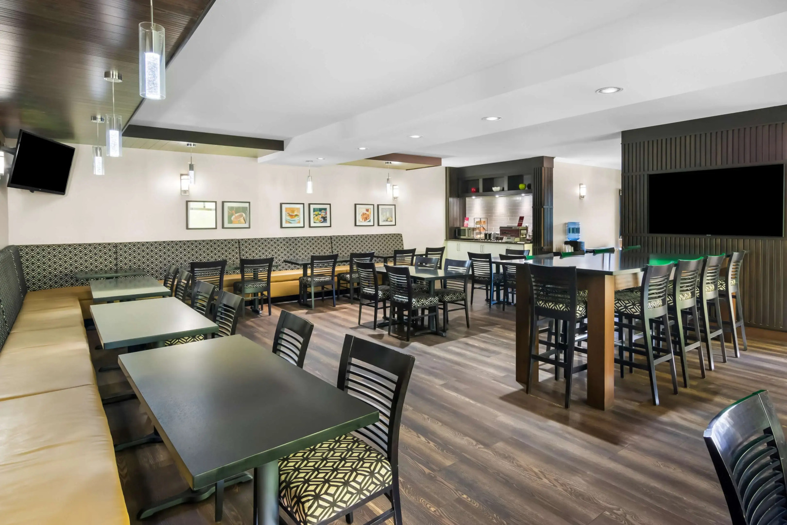 Best Western Plus Osoyoos Hotel & Suites