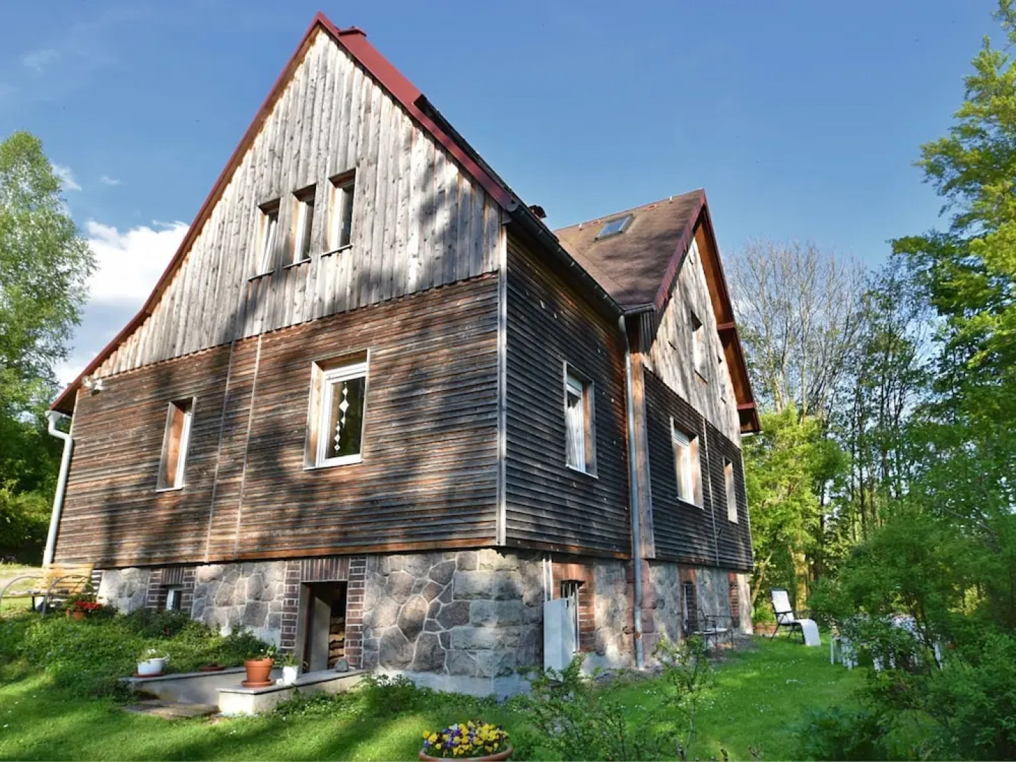 Modern Apartment with Sauna near Ski Area in Zella-Mehlis