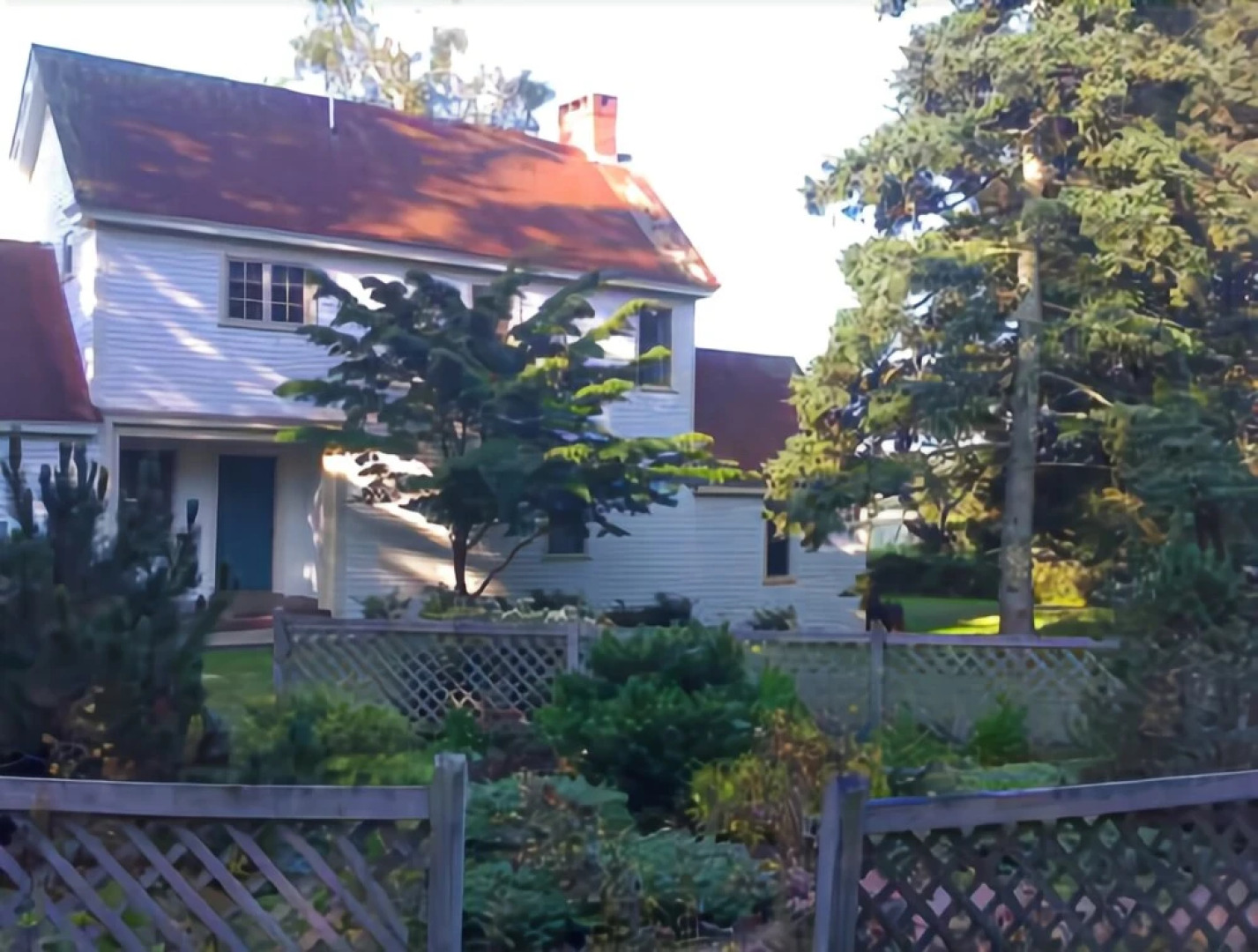 Artists Retreat - Four Bedroom Home