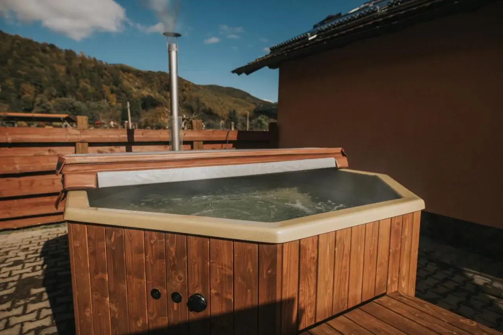 Complex turistic Han Pescaresc