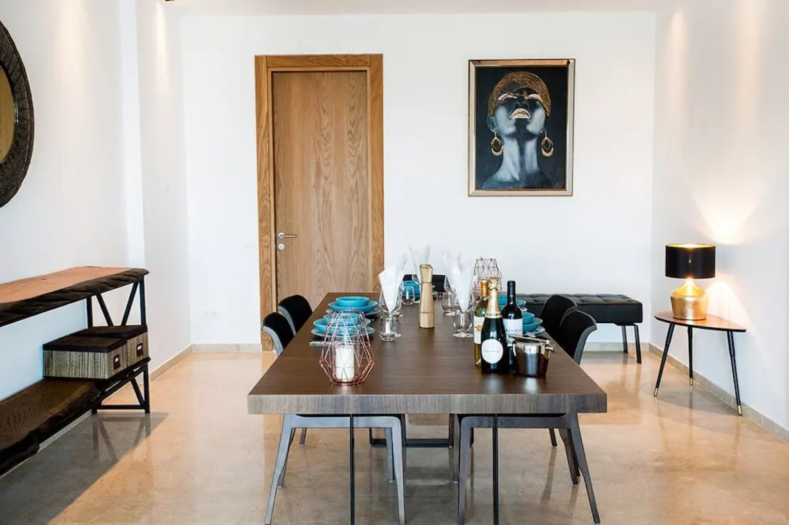 Important Group Villa Hills