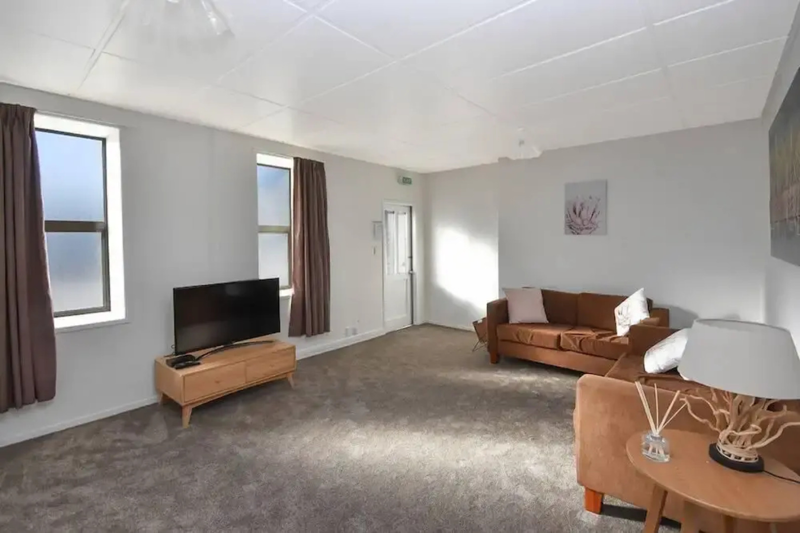 The Port Chalmers Heritage suite 3 Bedrm