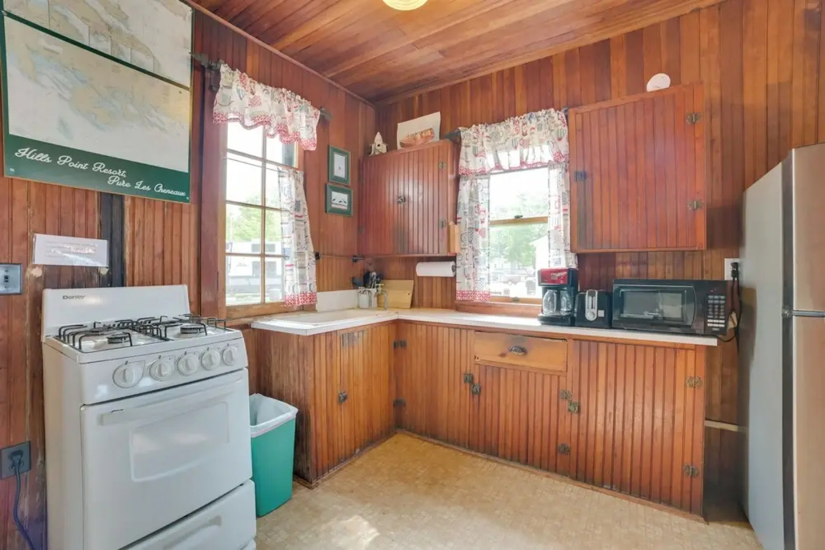 Les Cheneaux Islands Retreat 2: Boat, Fish & Swim