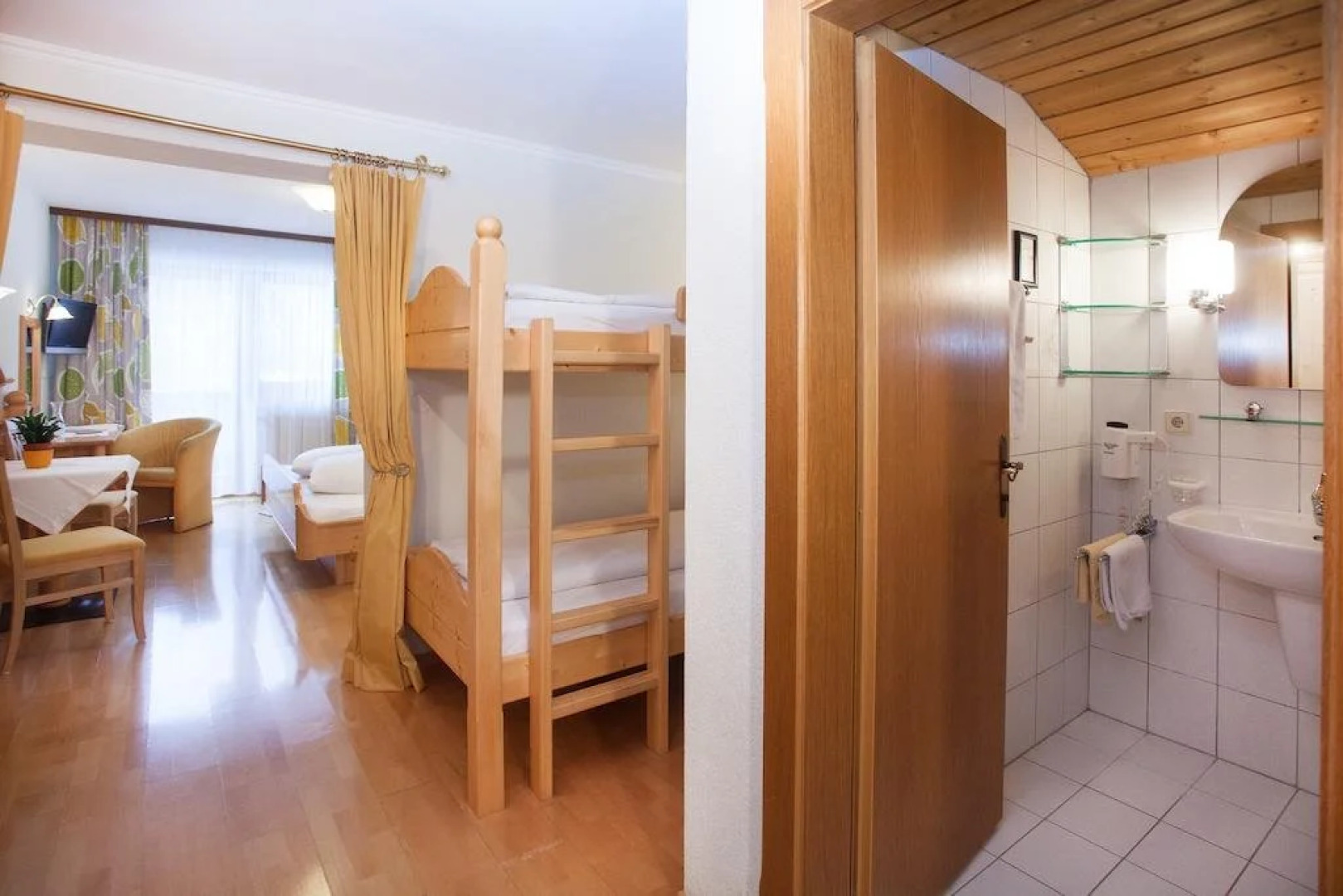 Gasthaus-Pension Golfvilla