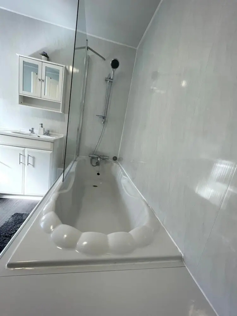 Lovely 3 -bed House in Jarrow With Free Parking