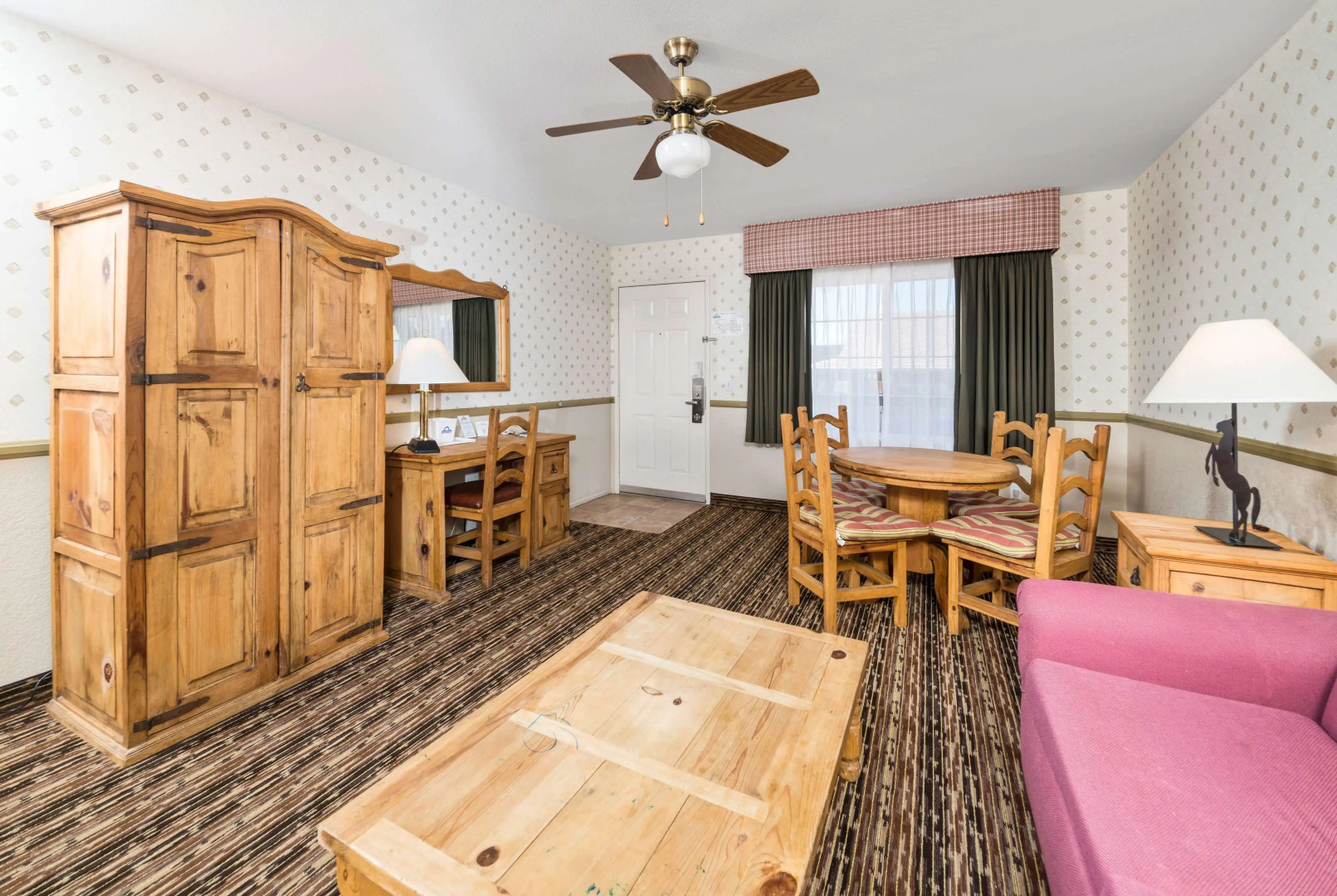 Days Inn by Wyndham Lebec