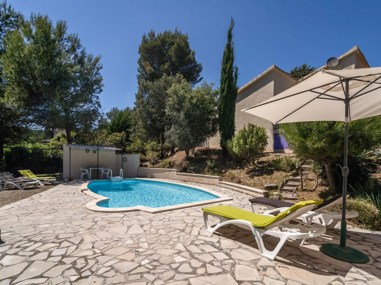 Luring Villa in Pouzols-Minervois with Pool