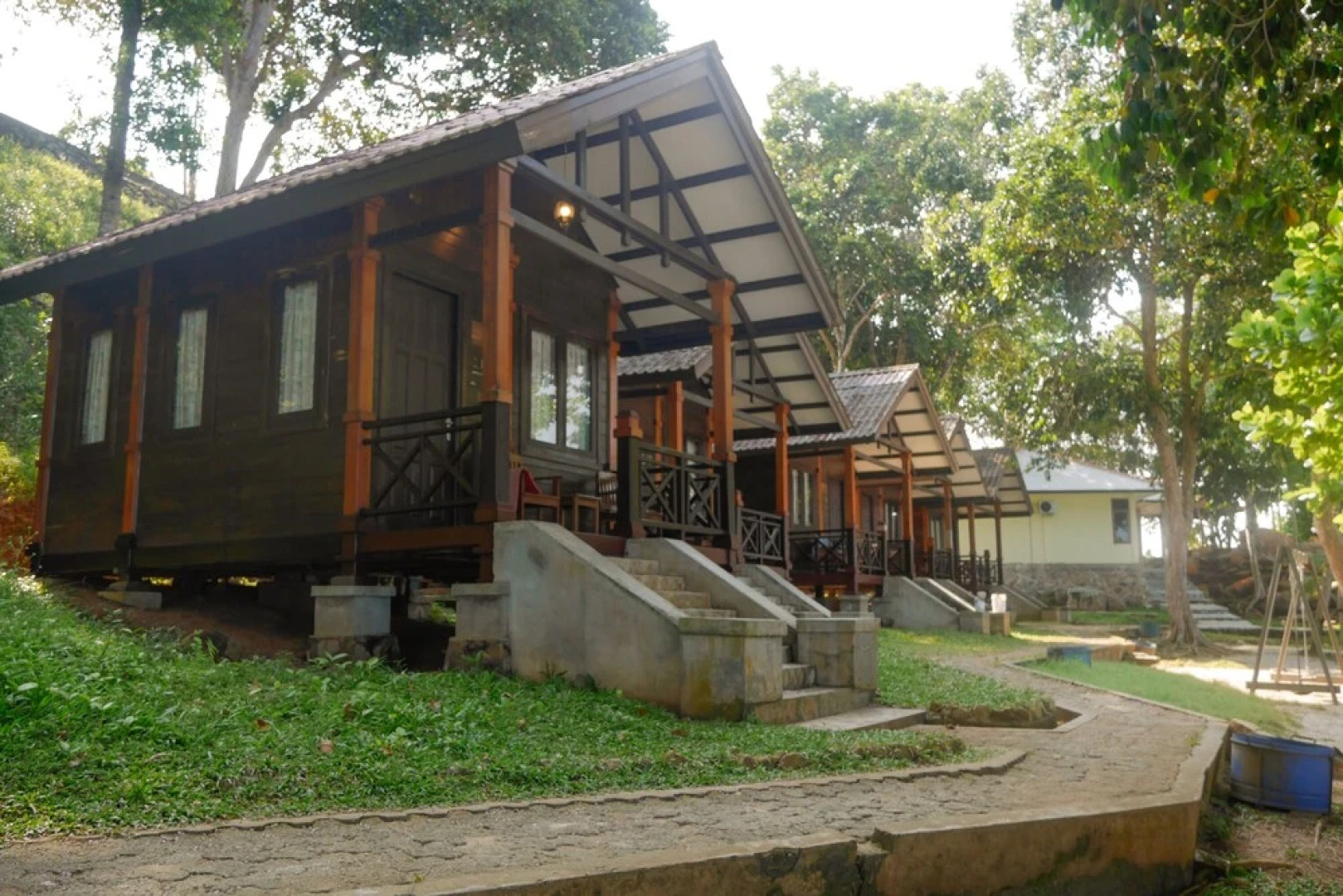Oyo 600 Bukit Berahu Cottages