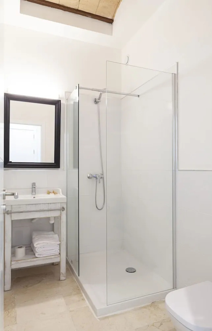 Ad Hoc Vitae Retreats & Health - Adults Only