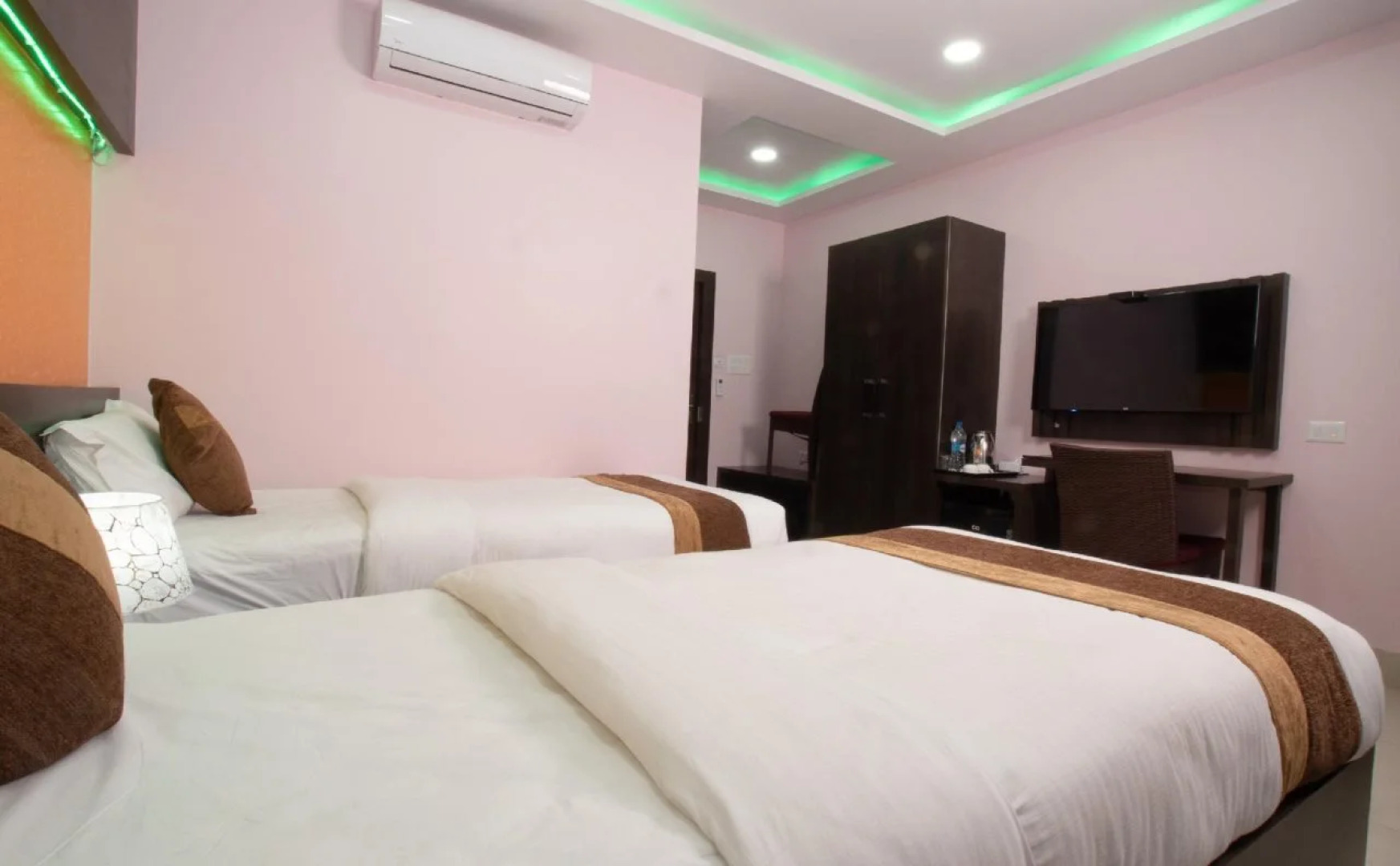 Annapurna Hotel by OYO