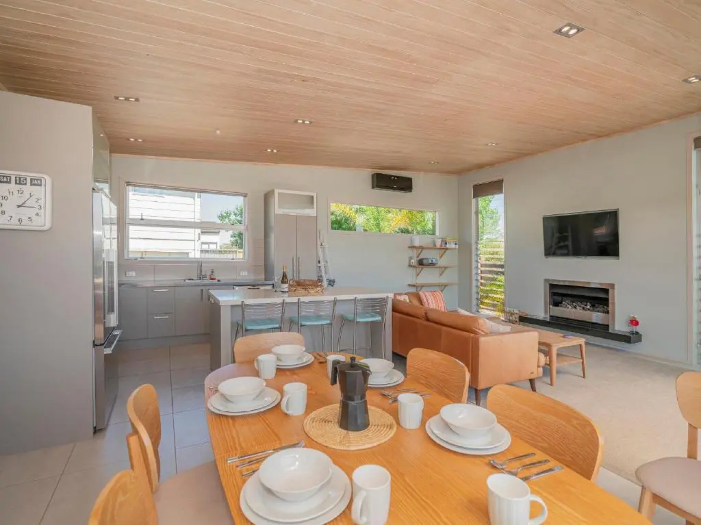 Castaway Bach - Whangamata Holiday Home