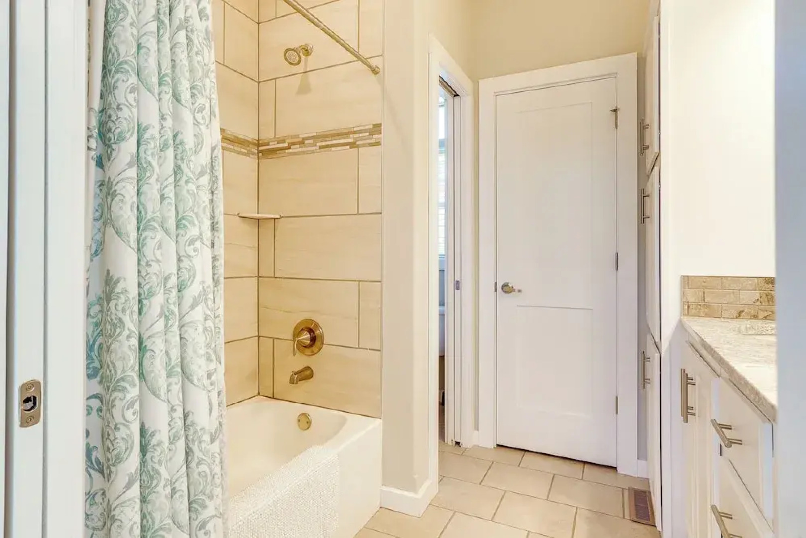 4 Mi to Granby Ranch: Home w/ Mtn Views