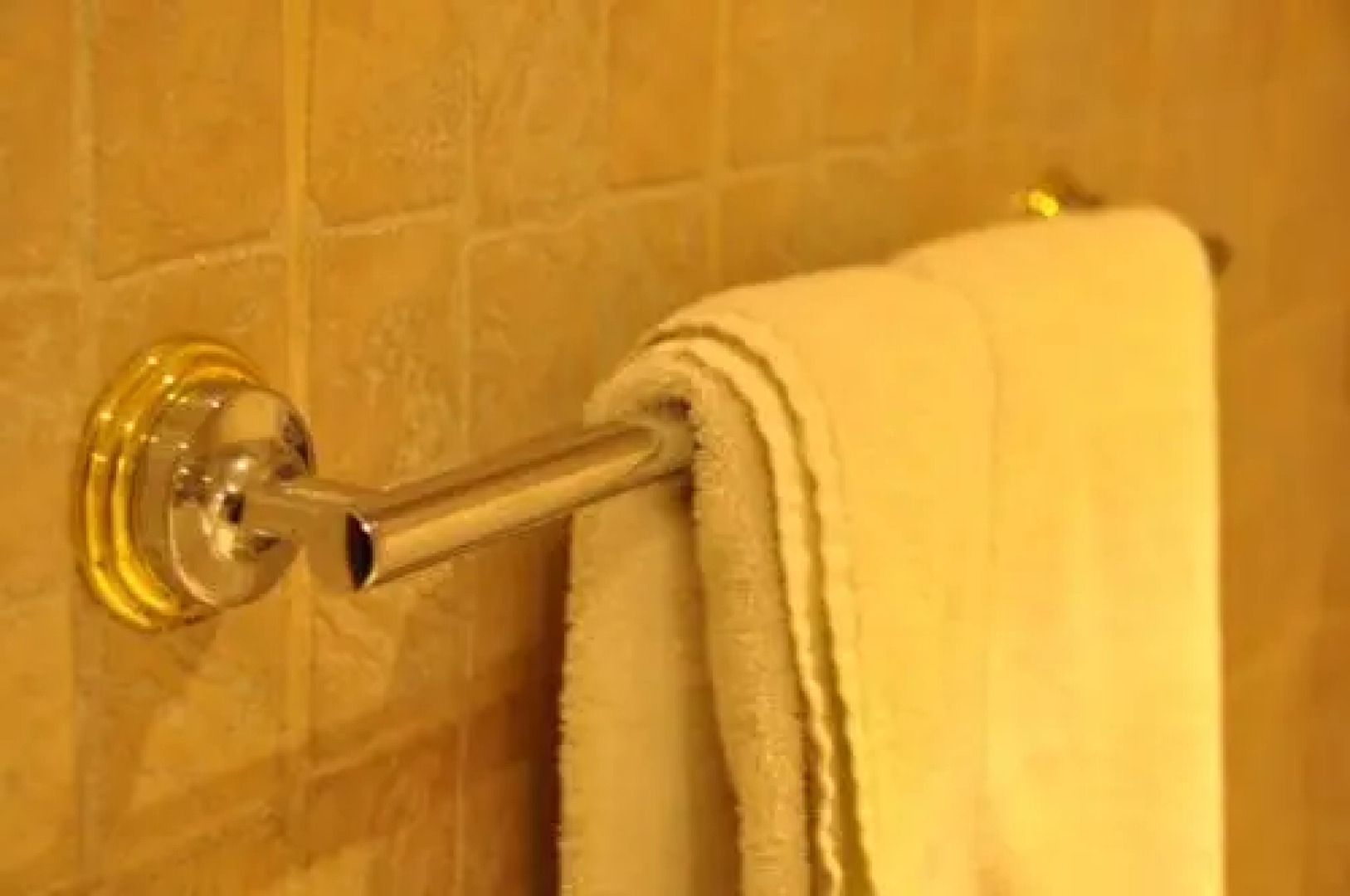 Holiday Plus Hotel Suites