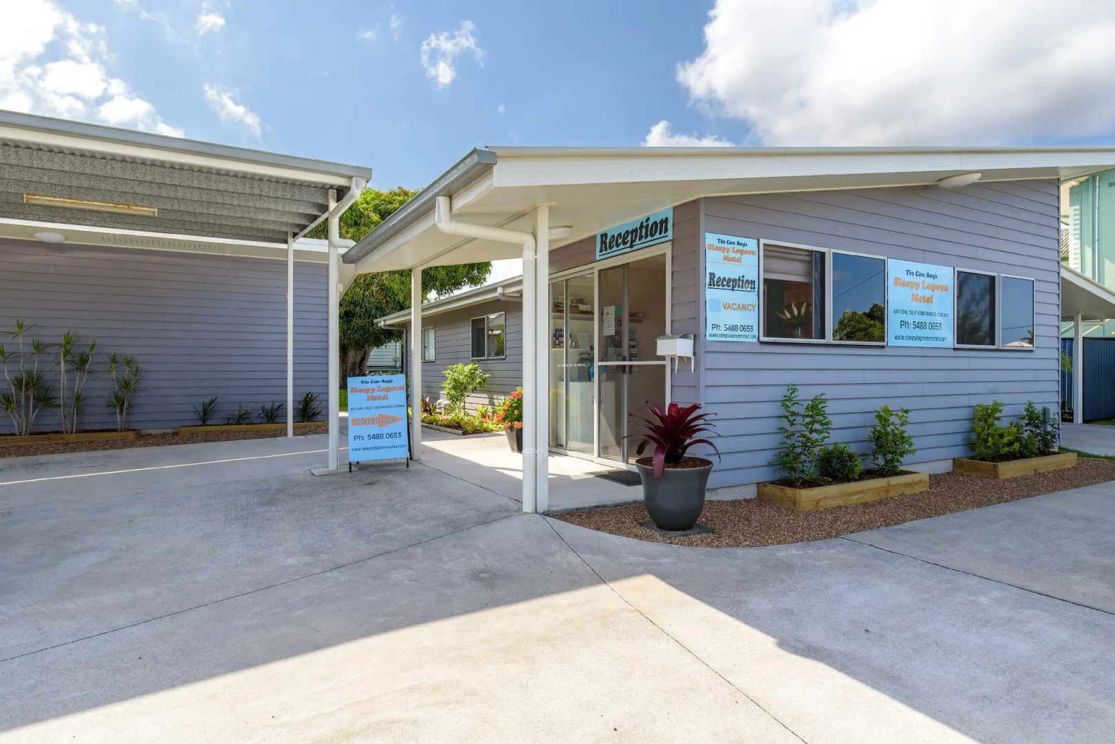 Tin Can Bay's Sleepy Lagoon Motel