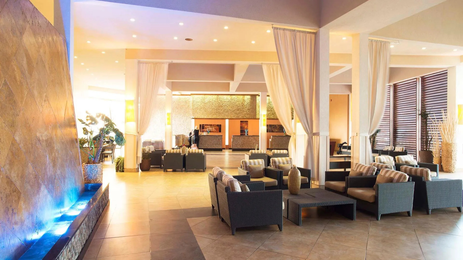 Divi Aruba Phoenix Beach Resort