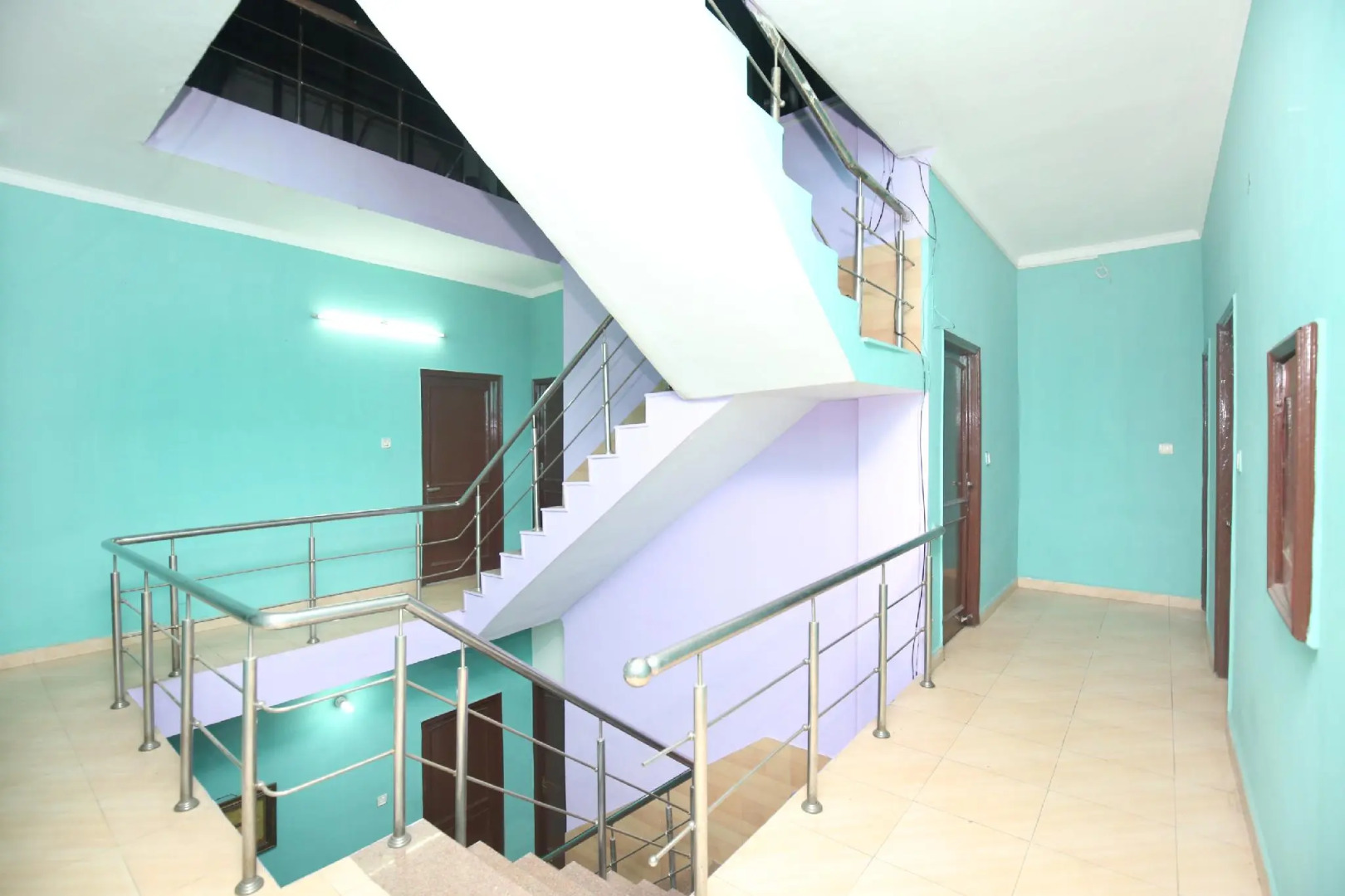 OYO 5906 Hotel Skyfox