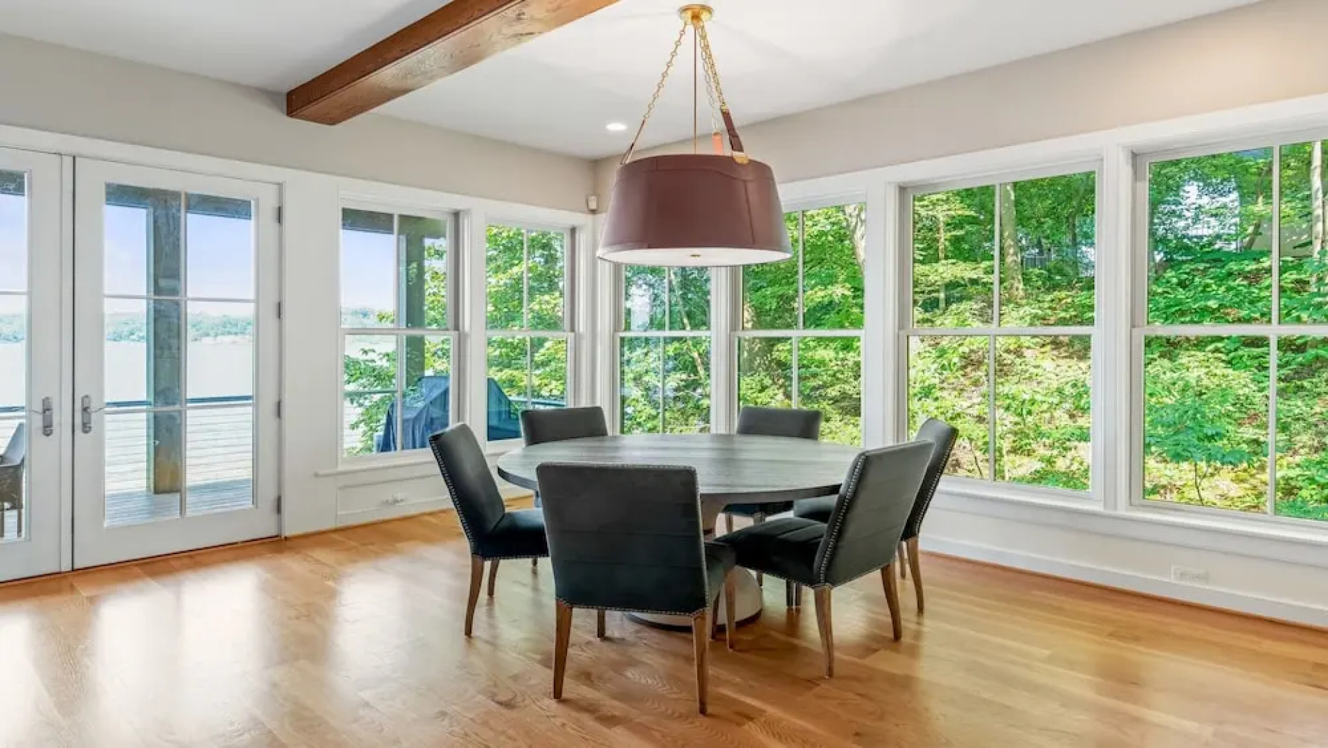 Epic Views Of The Severn River Await You! 3 Bedroom Home by Redawning